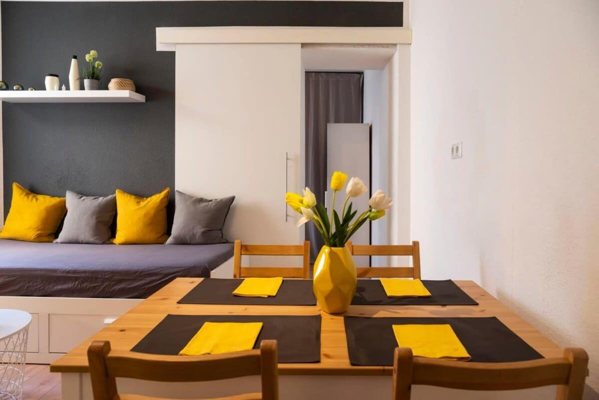 2 Bedroom In Great Location In Kreuzberg *
