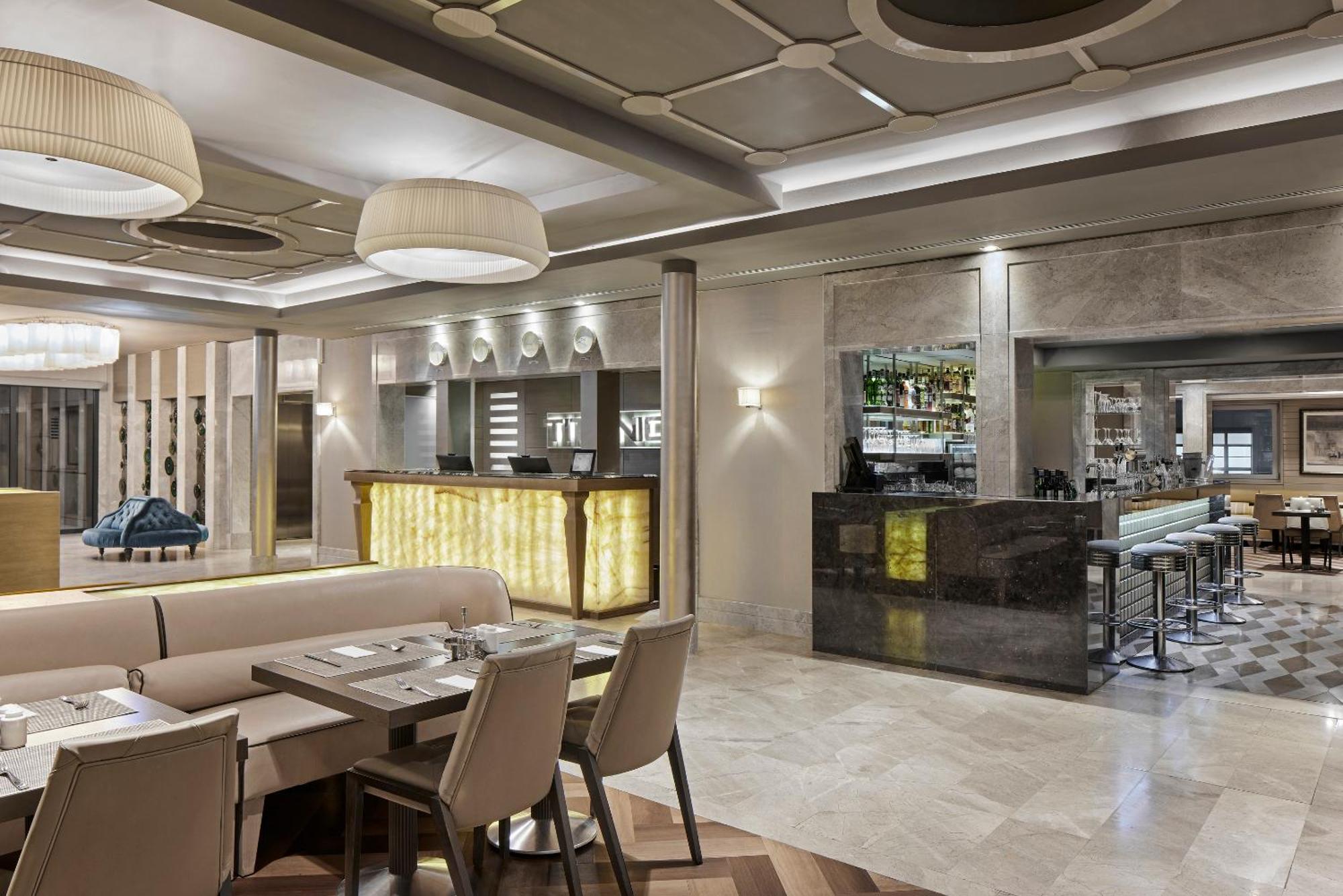 Titanic Comfort Mitte Hotel 3*