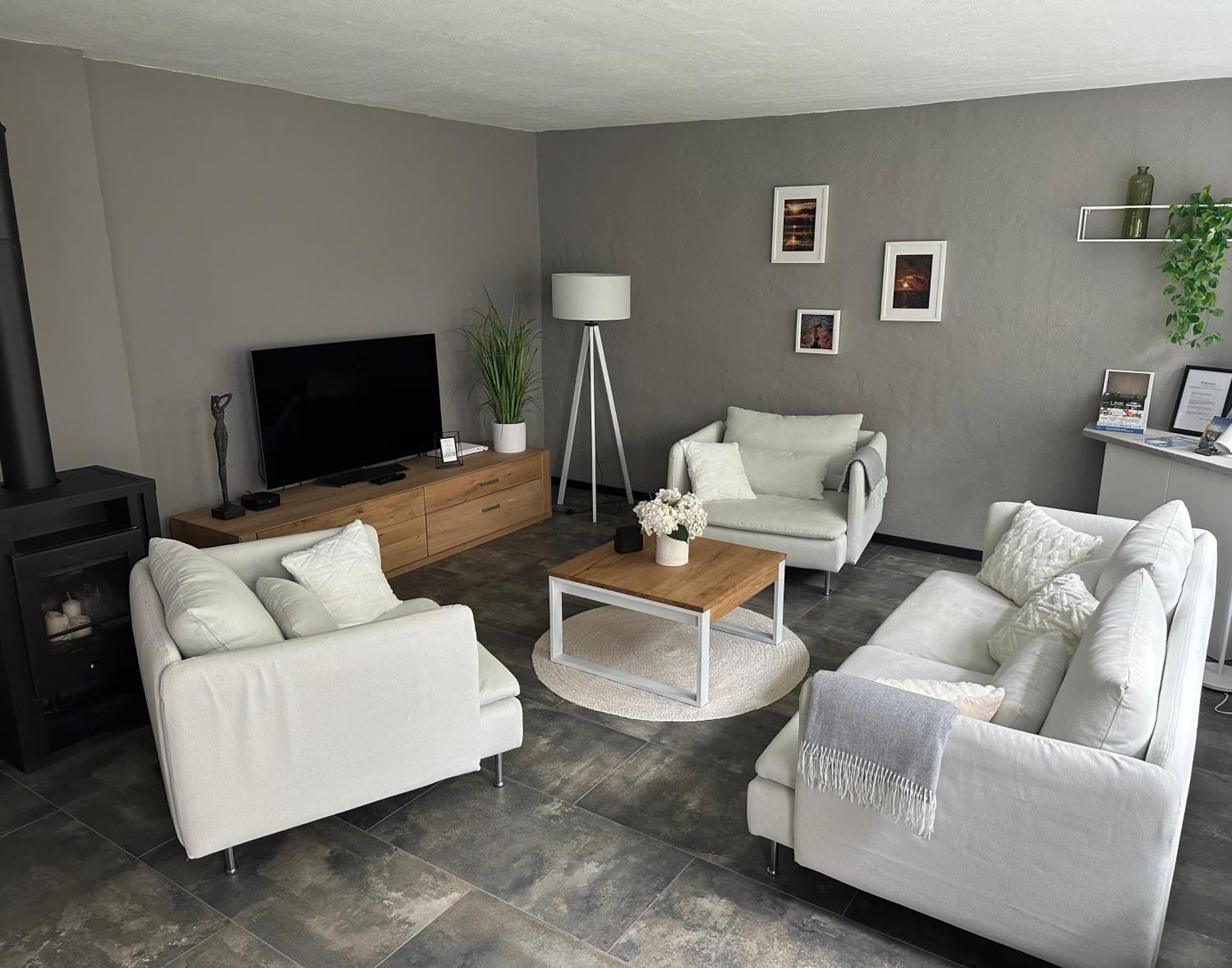 Casa de férias Remise Berlin-grünau: Cozy Retreat For 6 Near Müggelsee *