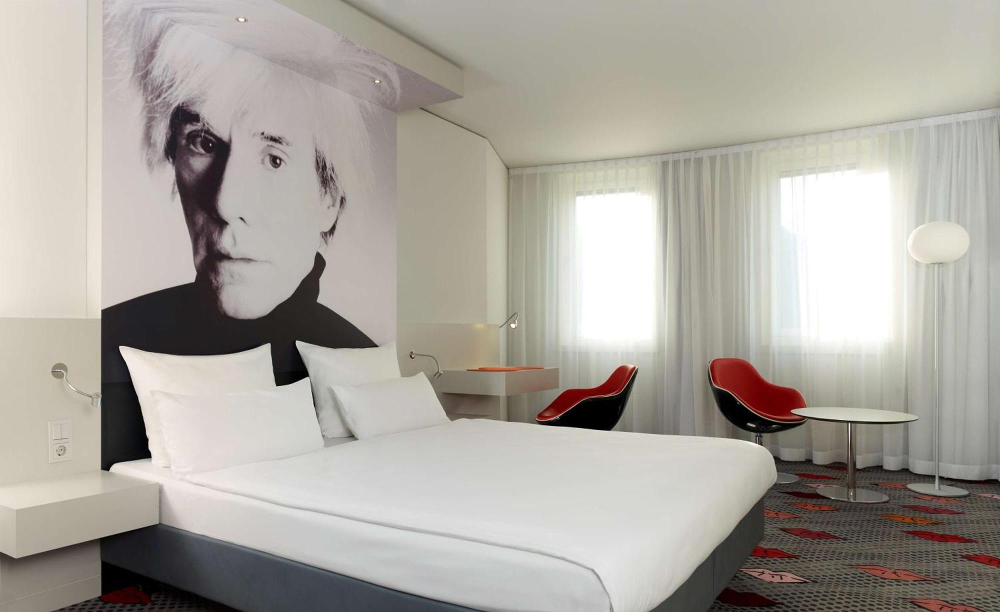 Park Plaza