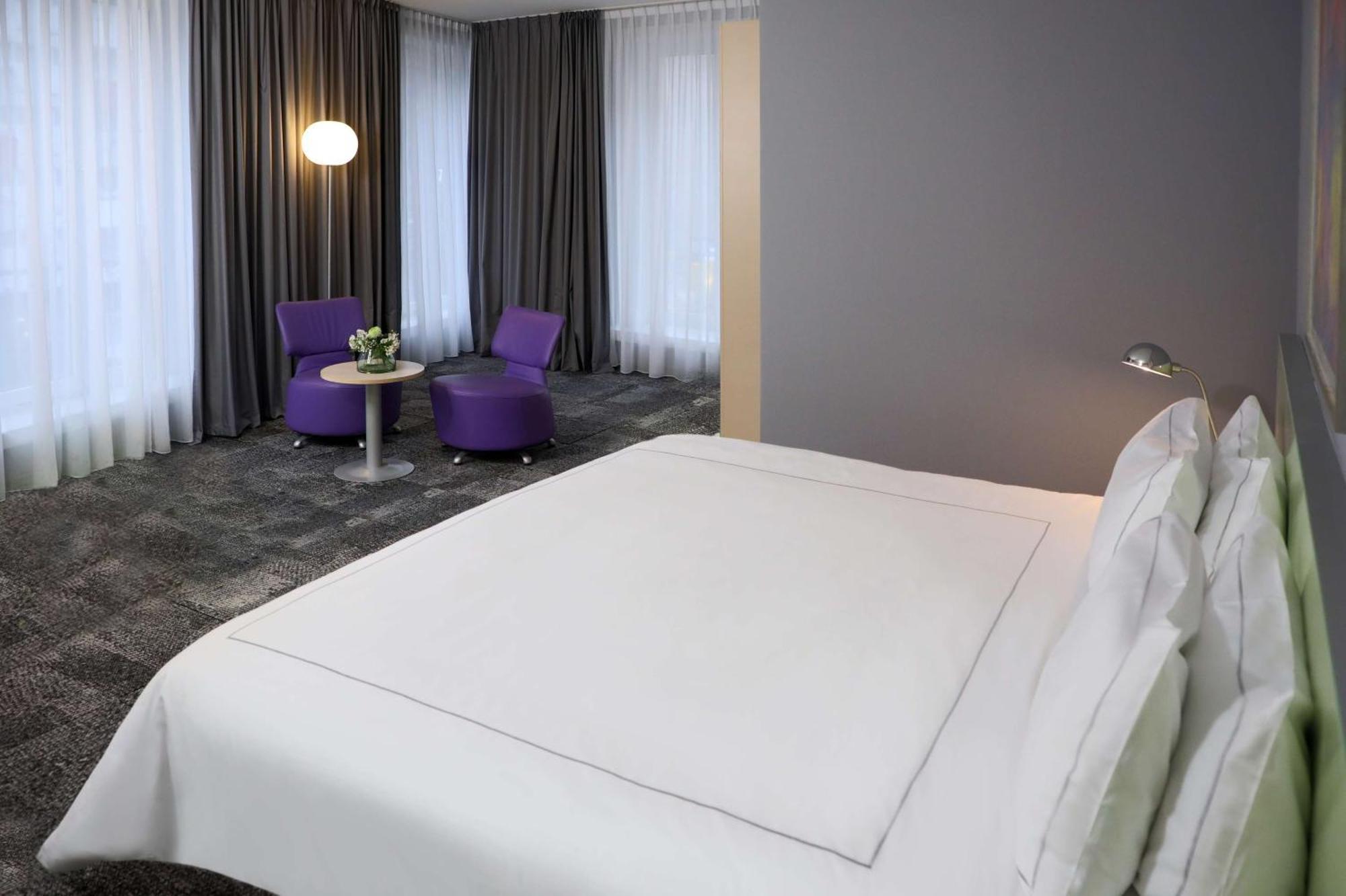 Park Plaza