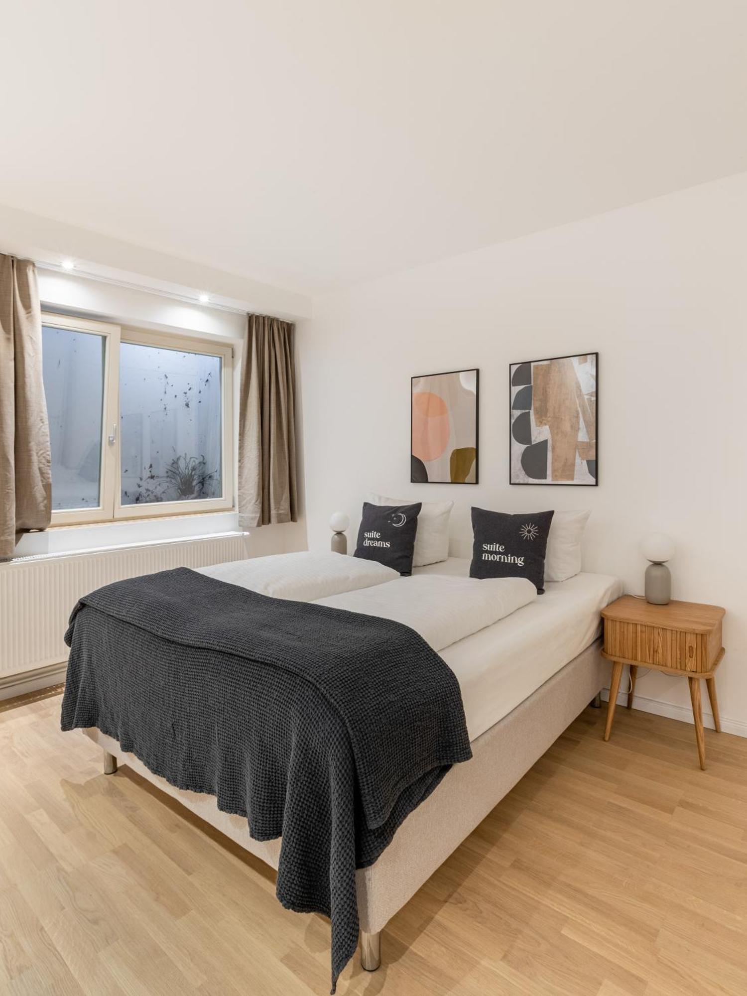 Schoenhouse Street Aparthotel *