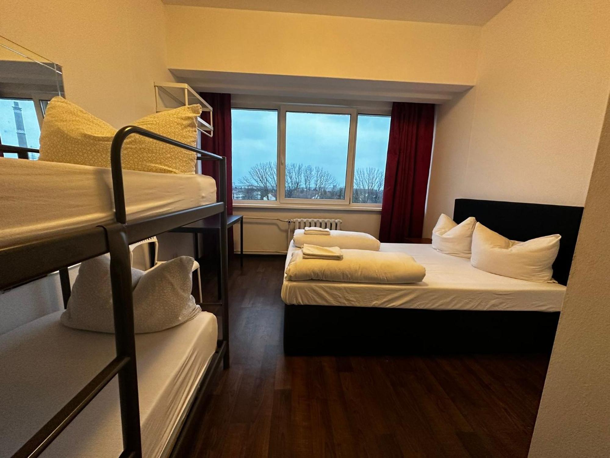 Hotel Ootel.com 3*