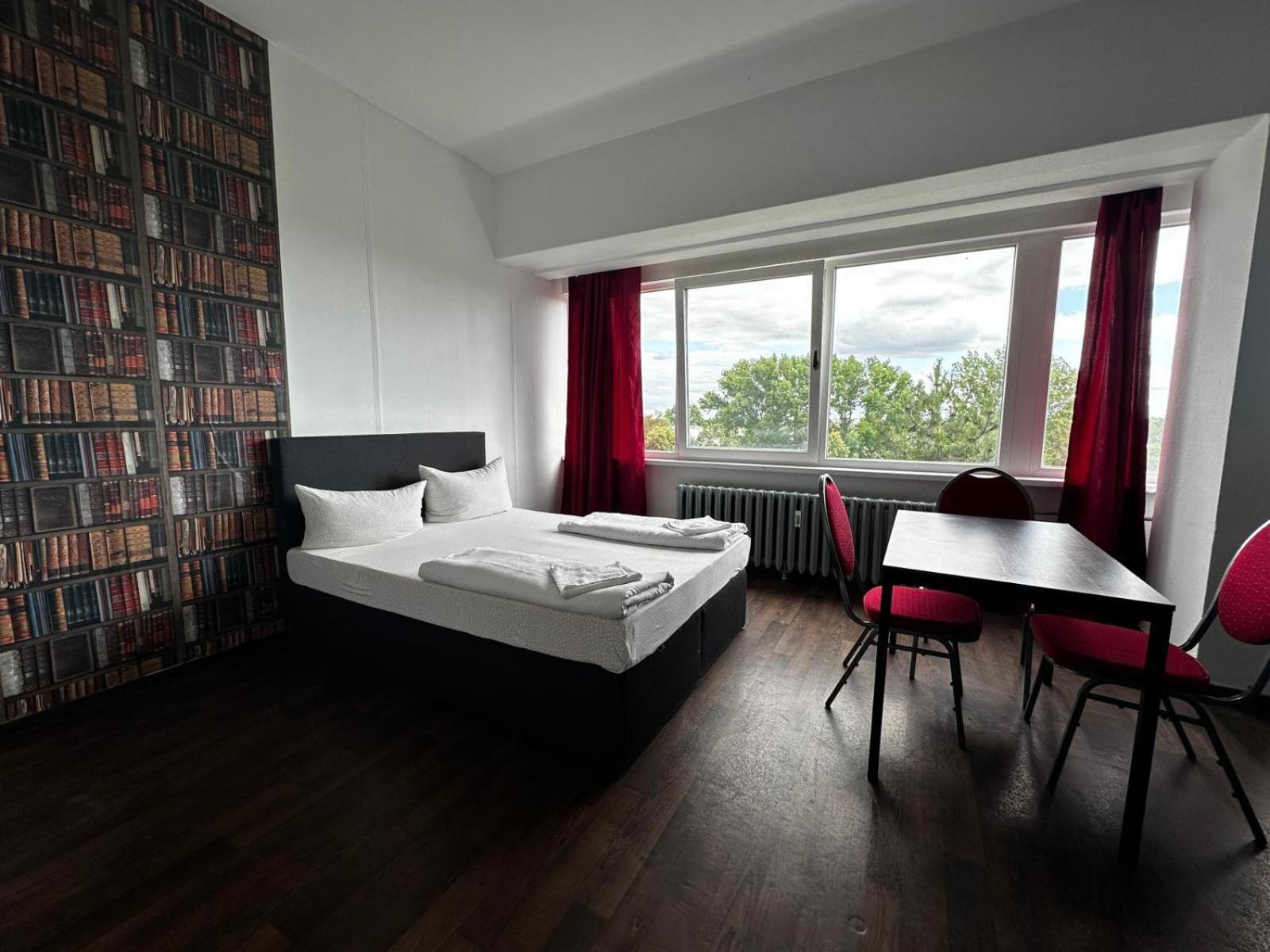 Hotel Ootel.com Berlim