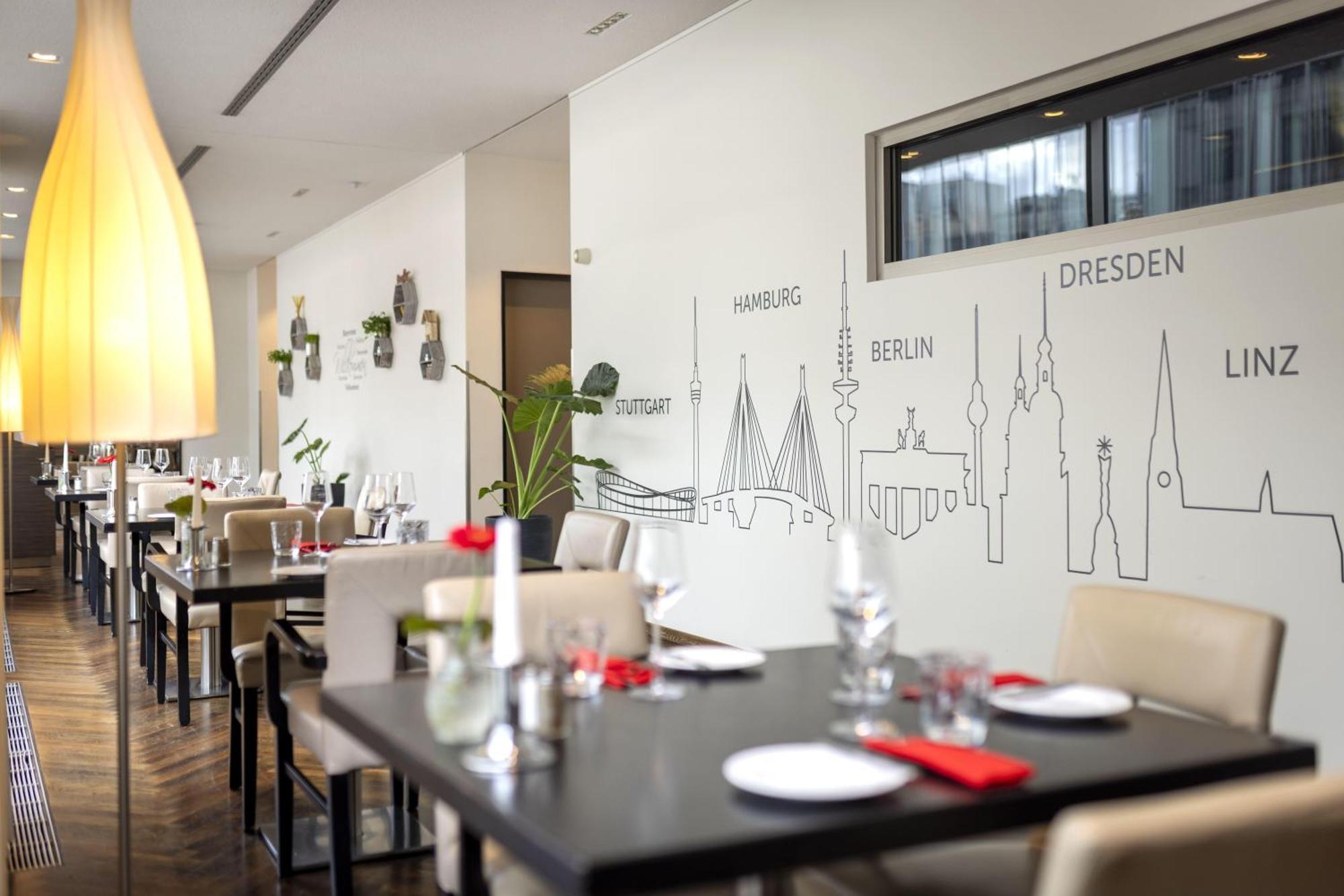 Arcotel John F Hotel