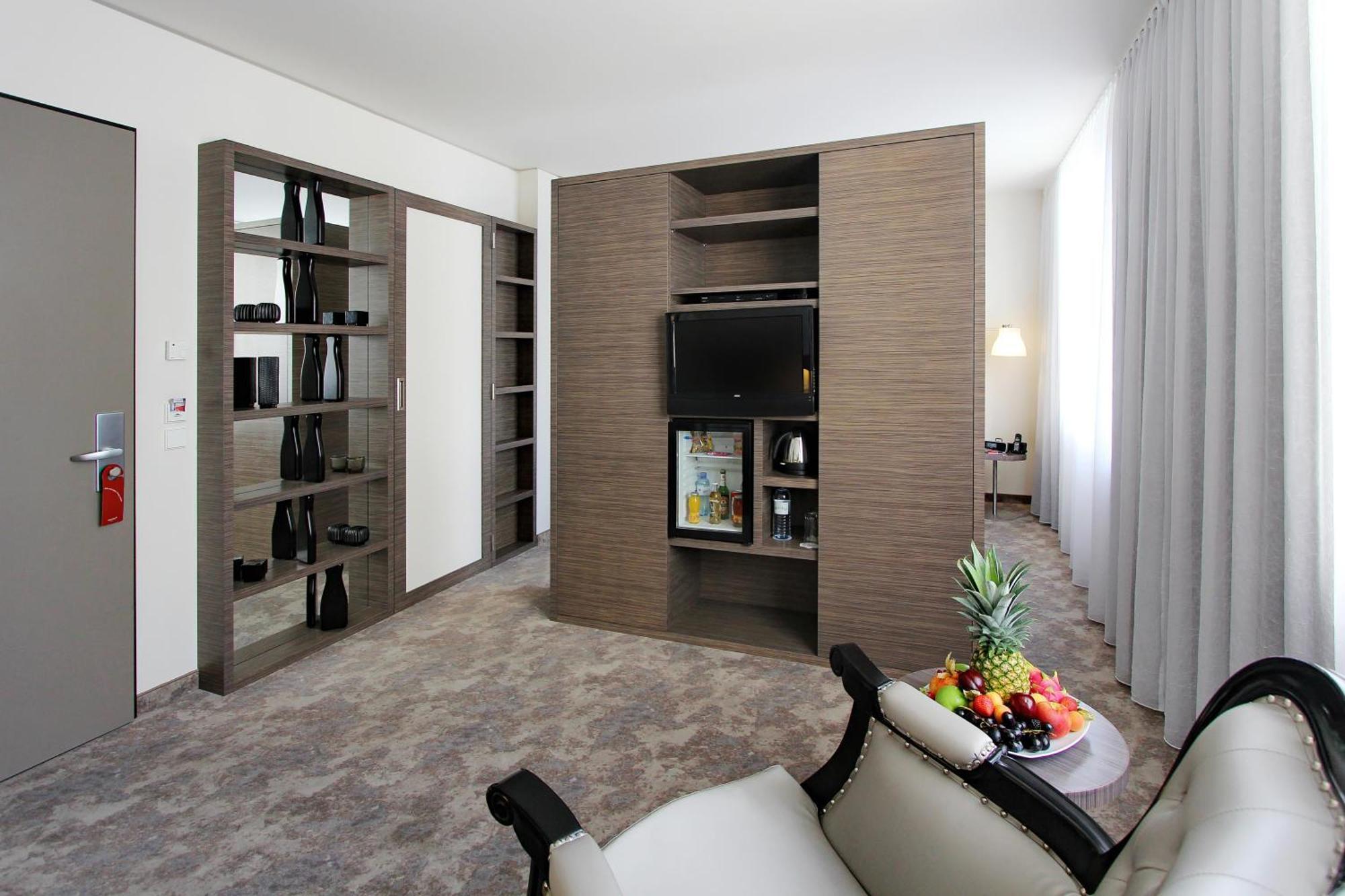 Hotel Arcotel John F 4*