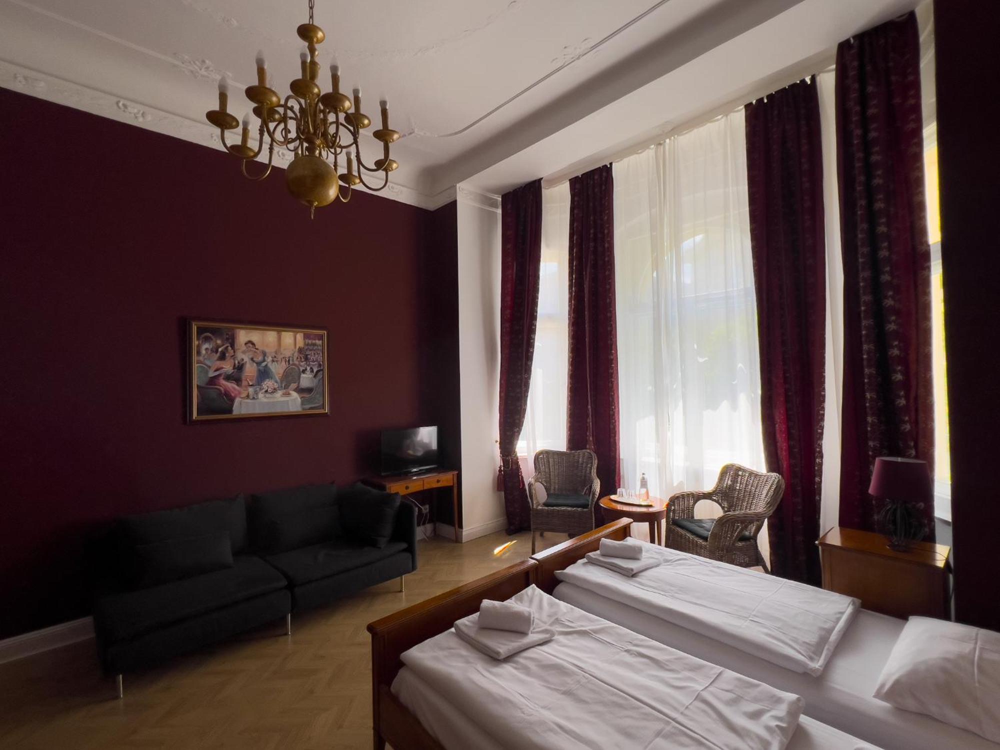 Hotel Hotel-maison Am Olivaer Platz 3*