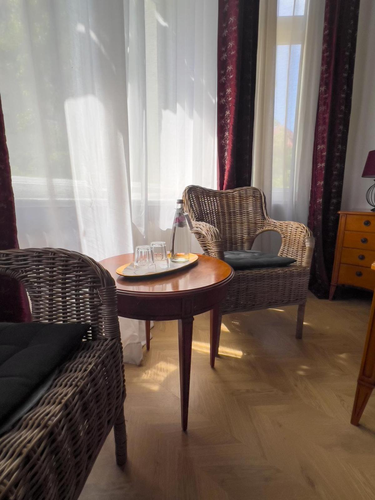 Hotel-maison Am Olivaer Platz Hotel