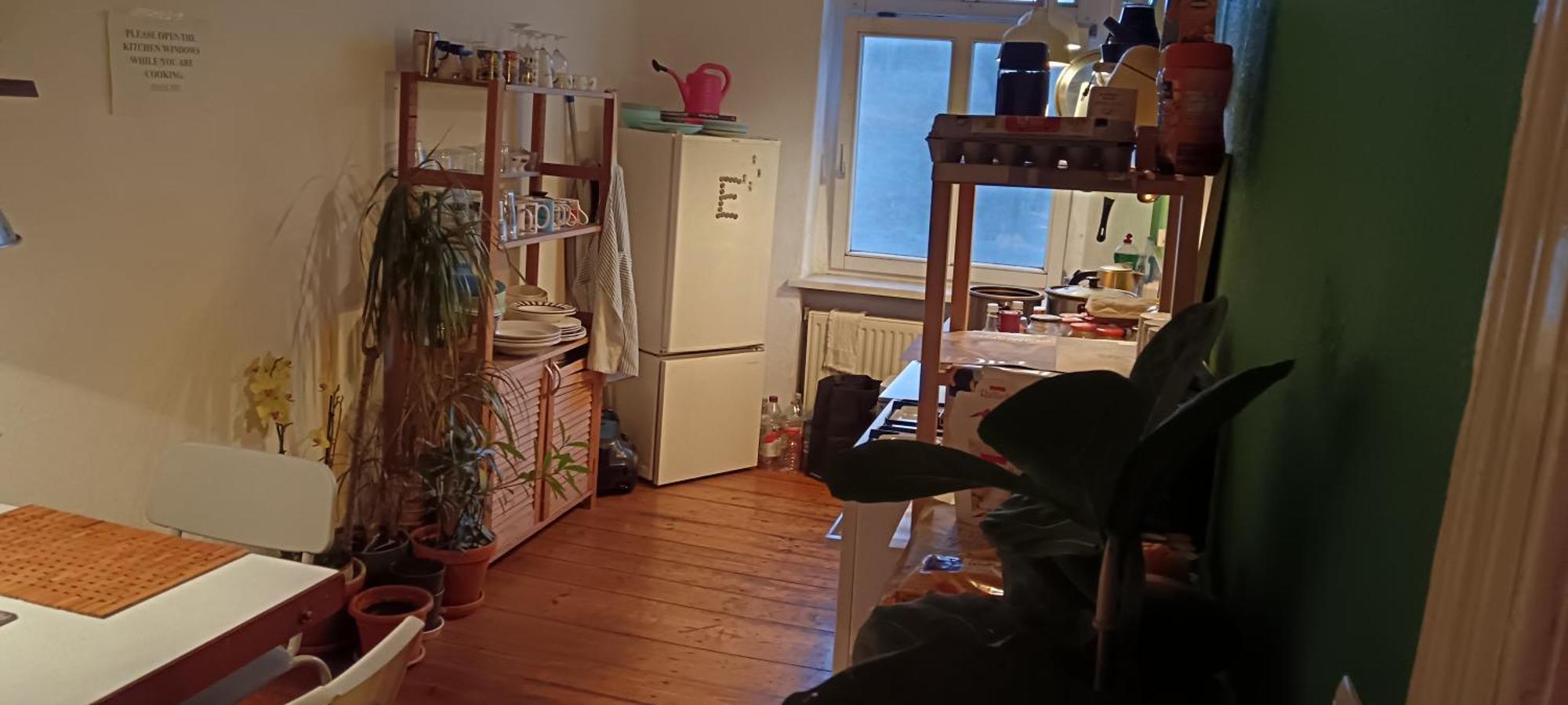 Apartment Double Bed In Sharing Berlin