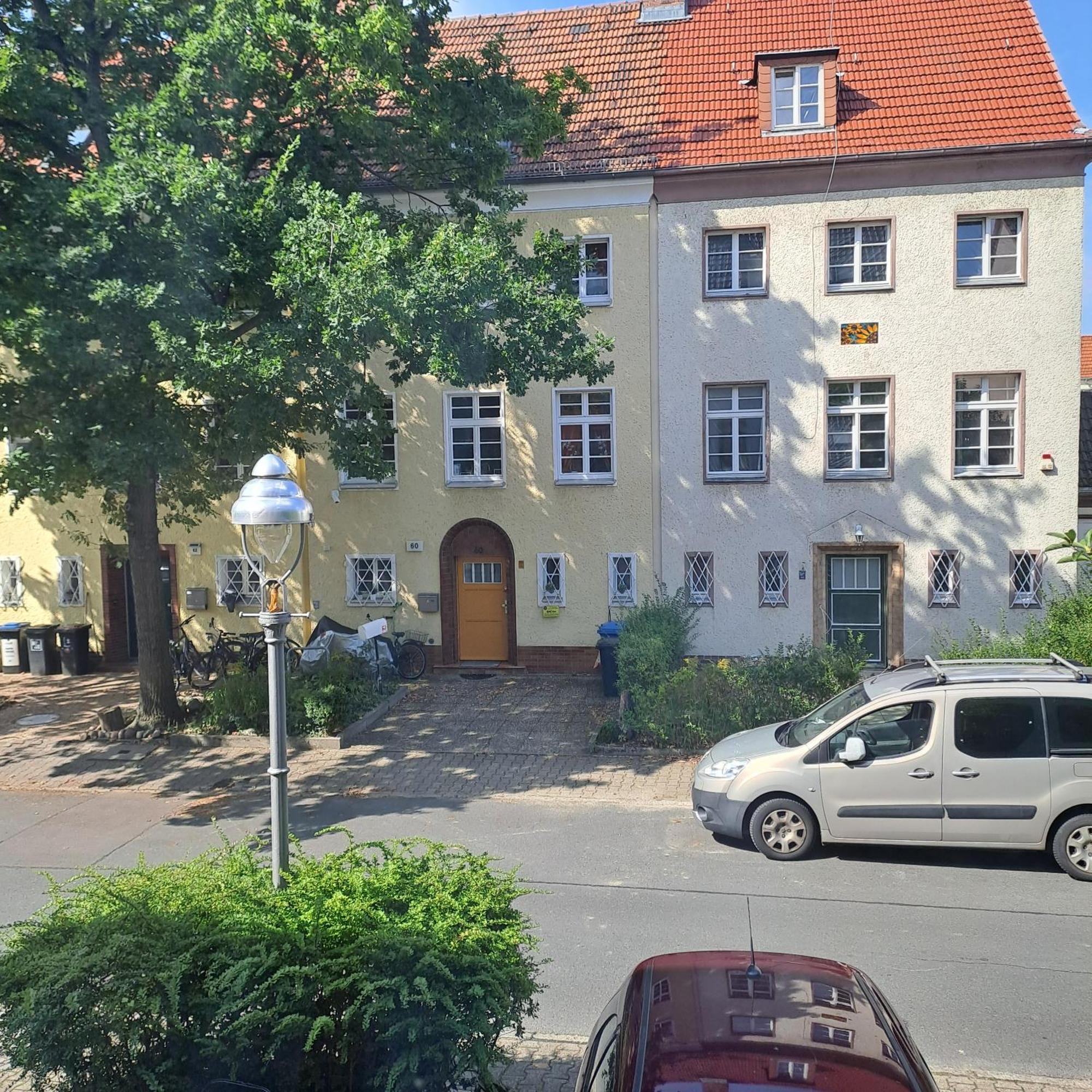 Spacious In Tempelhof Park Area Homestay Berlin