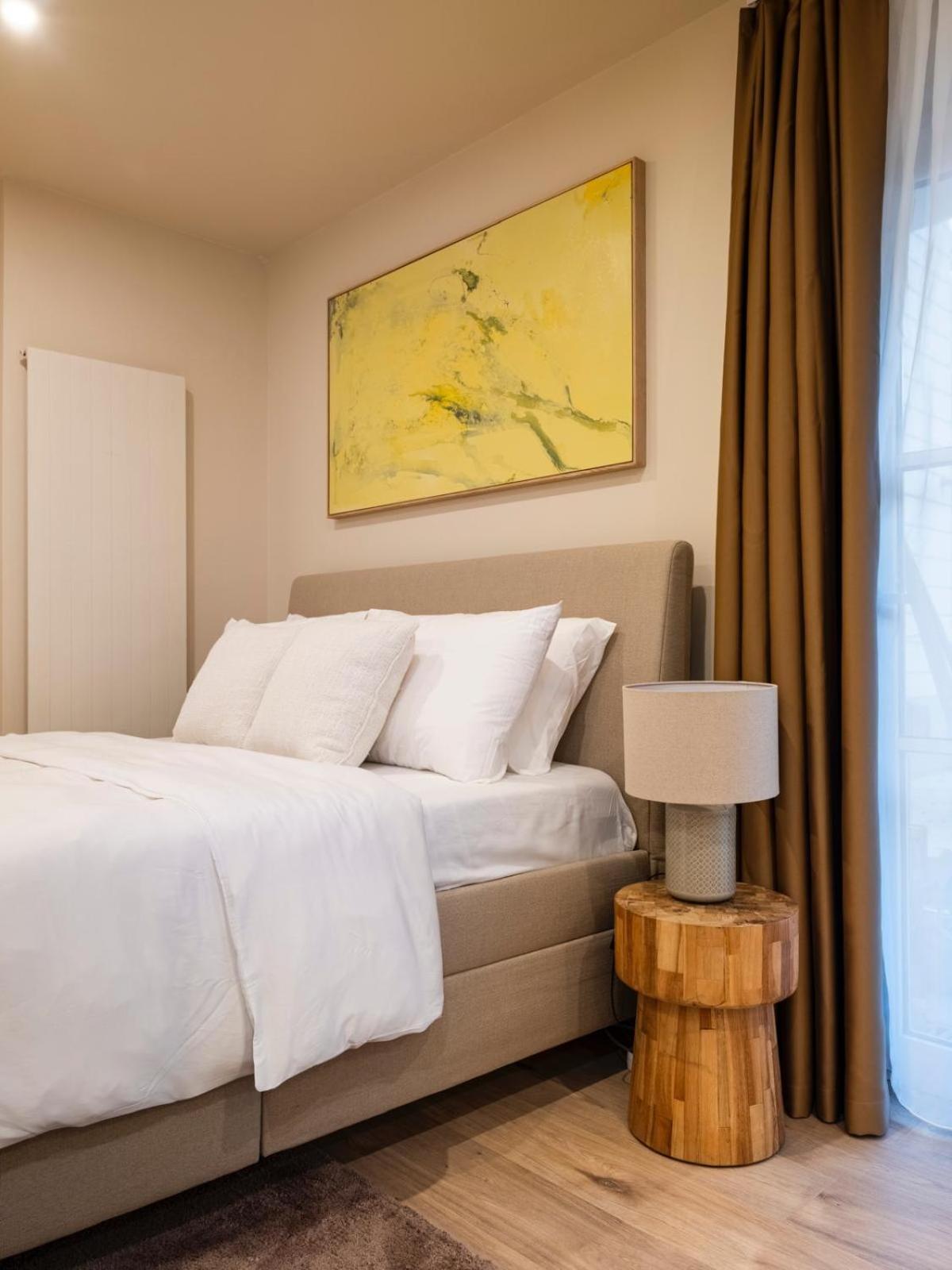 Alexa Design Apart, 4br, 6-10 Pax, 3 Baths, Kidsarea, Free Parking, 5min Alex, 1000mbit Wifi Apartamento Berlim