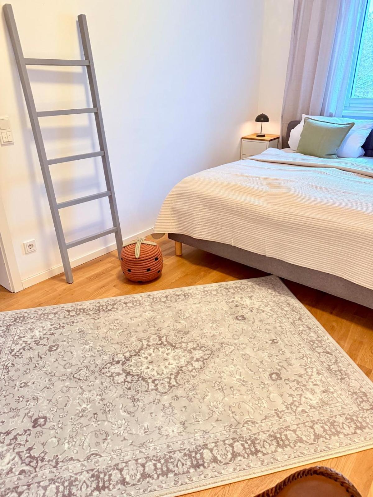 Apartment Moderner Komfort Am Berliner Stadtrand In Schoeneiche *