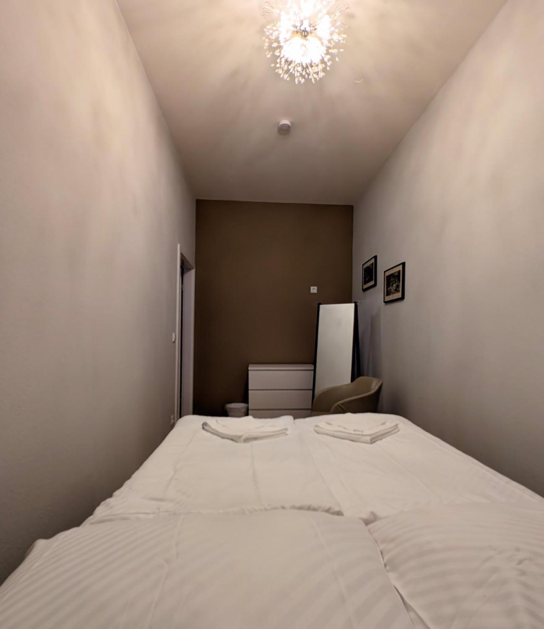 Albert Rooms Guest house