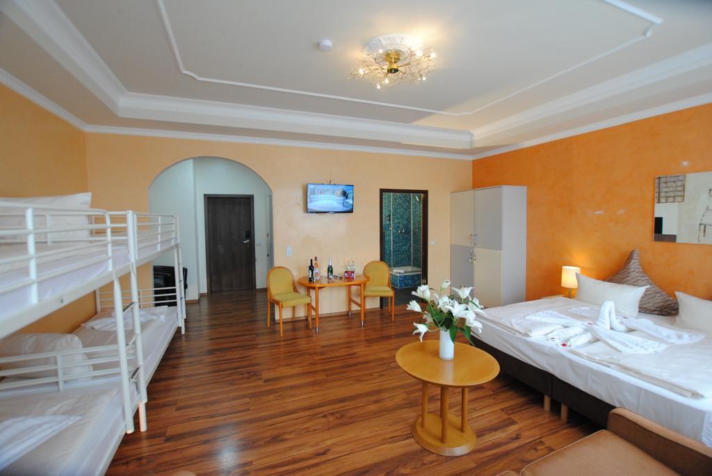 Hotel The Aga's Berlin