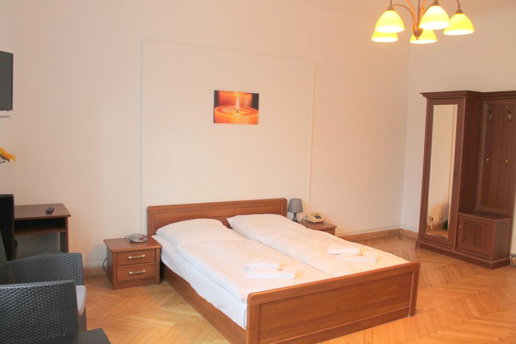 Hotel Amelie West 3*
