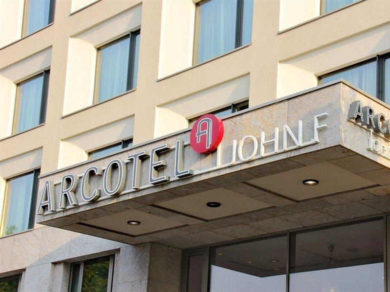 Hotel Arcotel John F