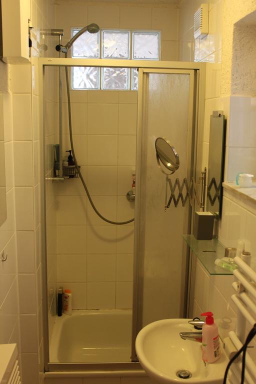 Am Wannsee Apartment *