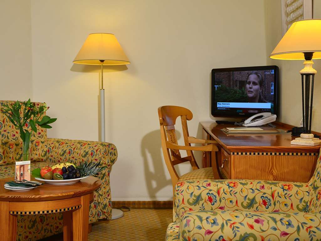 Hotel Domicil By Golden Tulip 4*