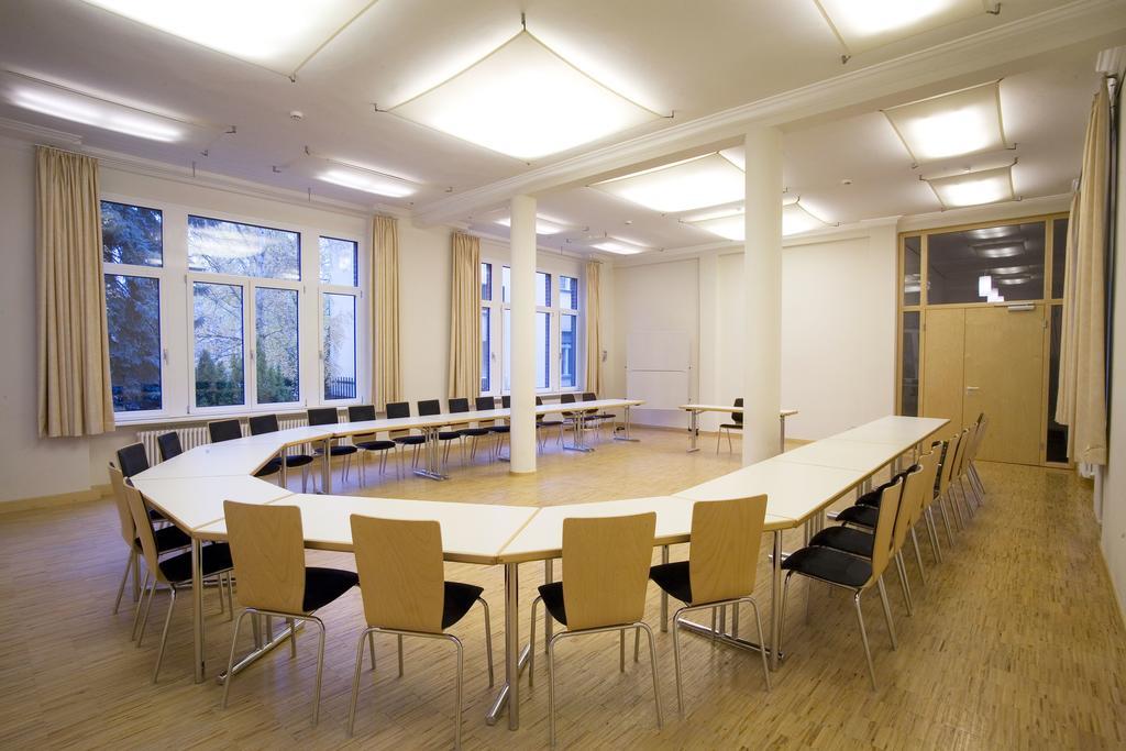 Gaeste- Und Tagungshaus Am Glockengarten 3* Berlim
