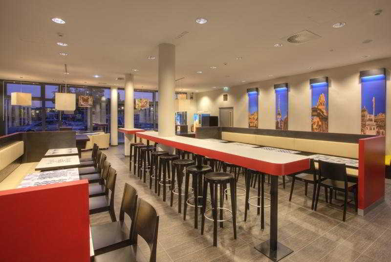 Meininger Hauptbahnhof Hotel 3*