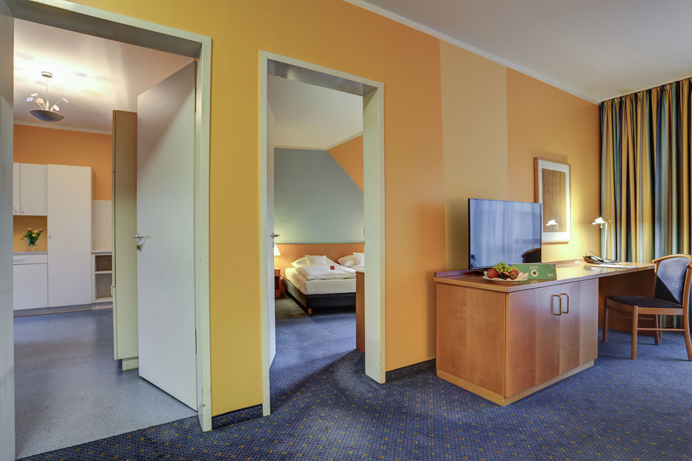 Hotel Centro Park Berlin-neukoelln 3*
