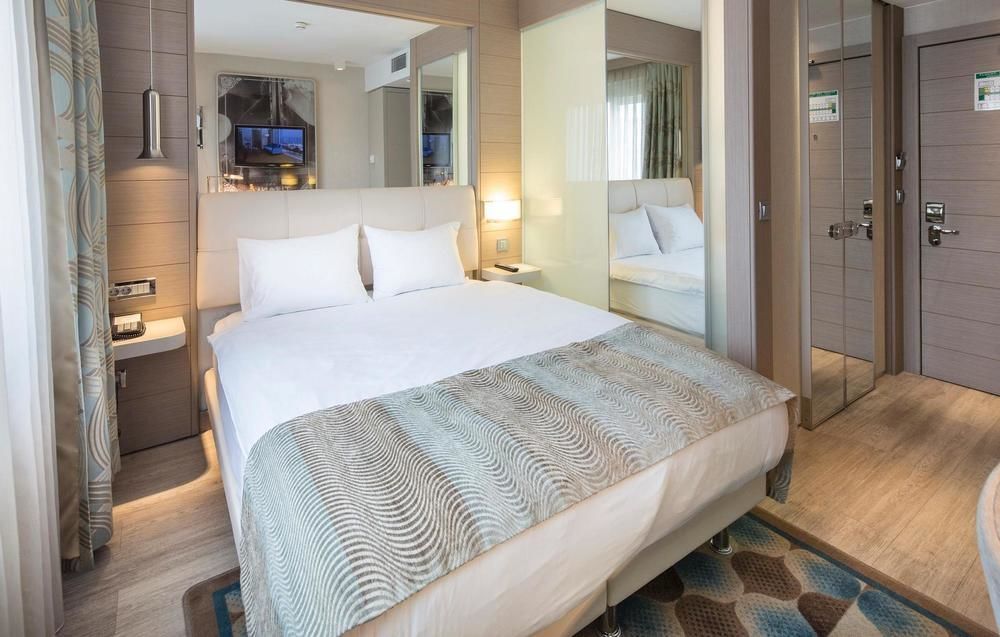 Titanic Comfort Mitte Hotel 3*