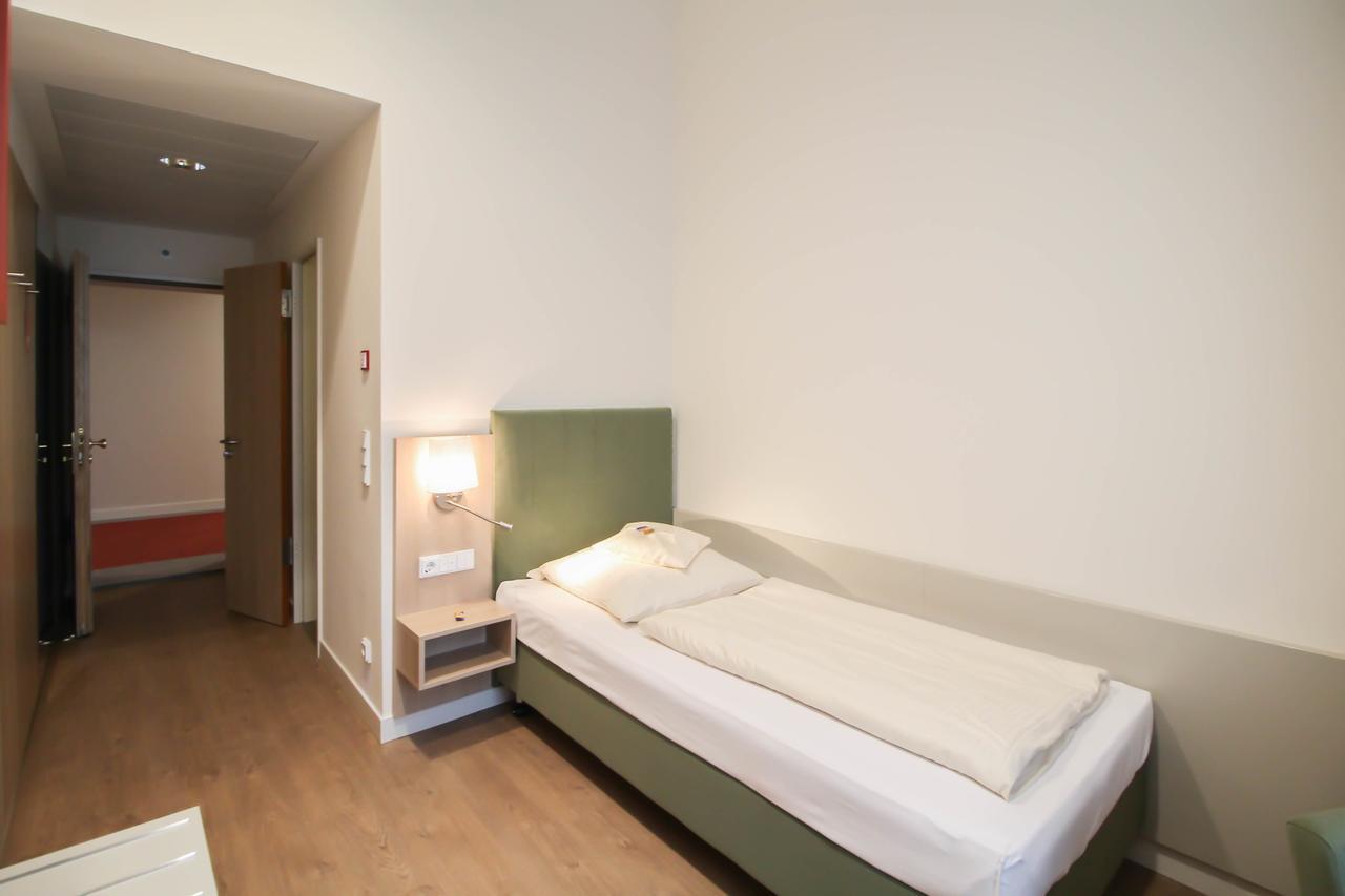 Axel Springer Bed & Breakfast
