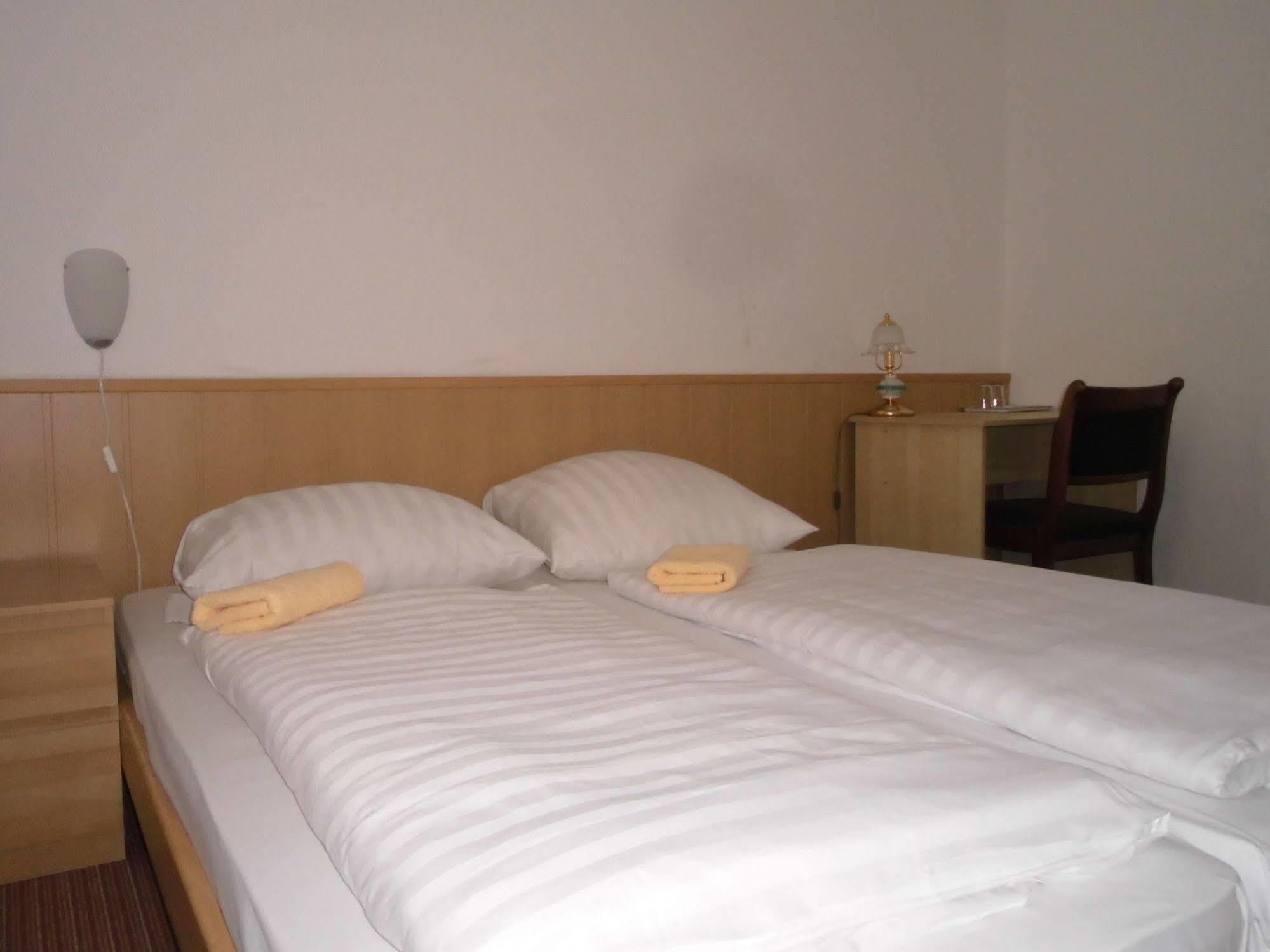 Avalex Casa de hóspedes 2*
