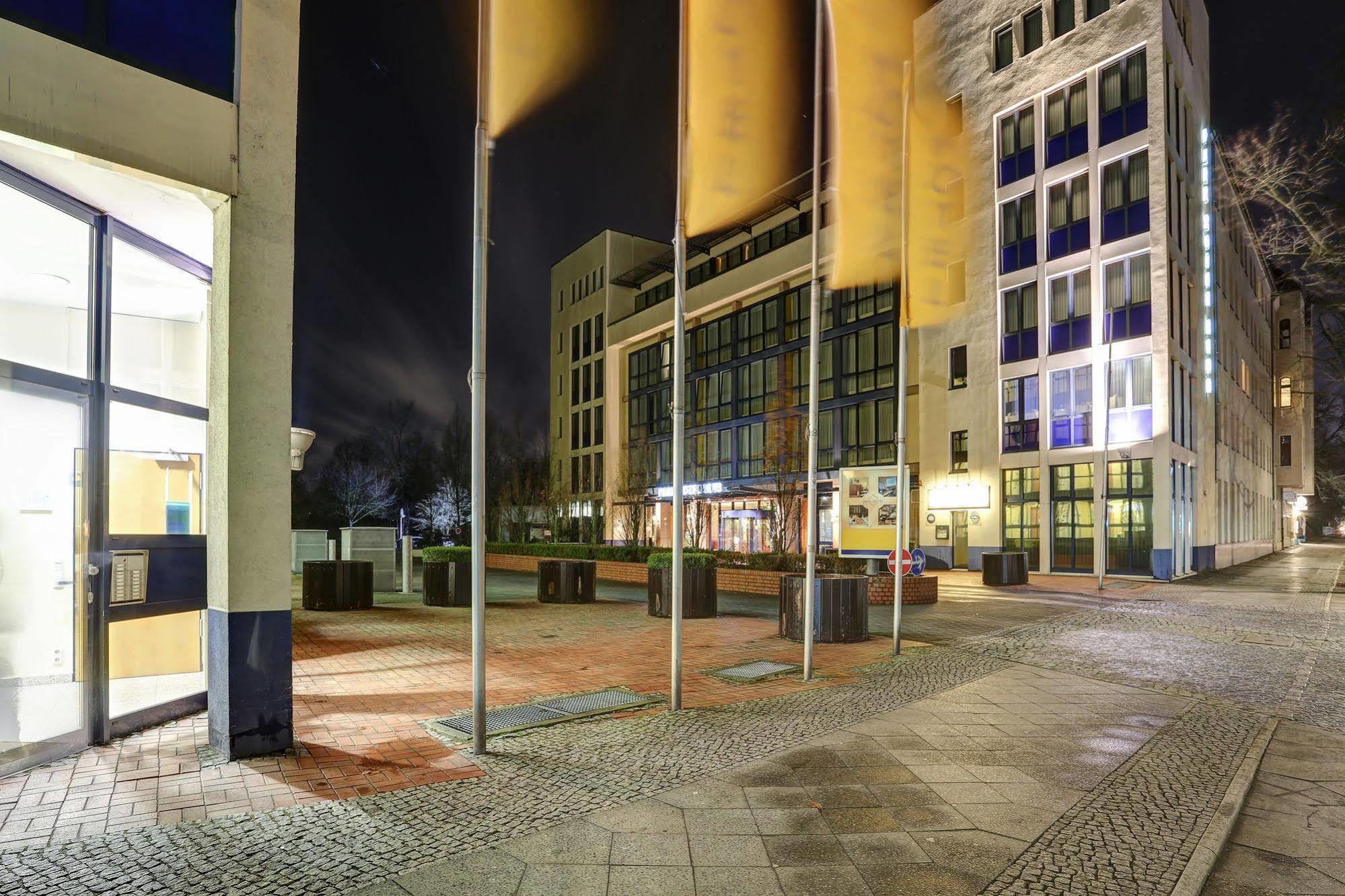 Centro Park Berlin-neukoelln 3*