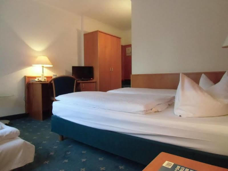 Birgit Mitte Hotel 3*