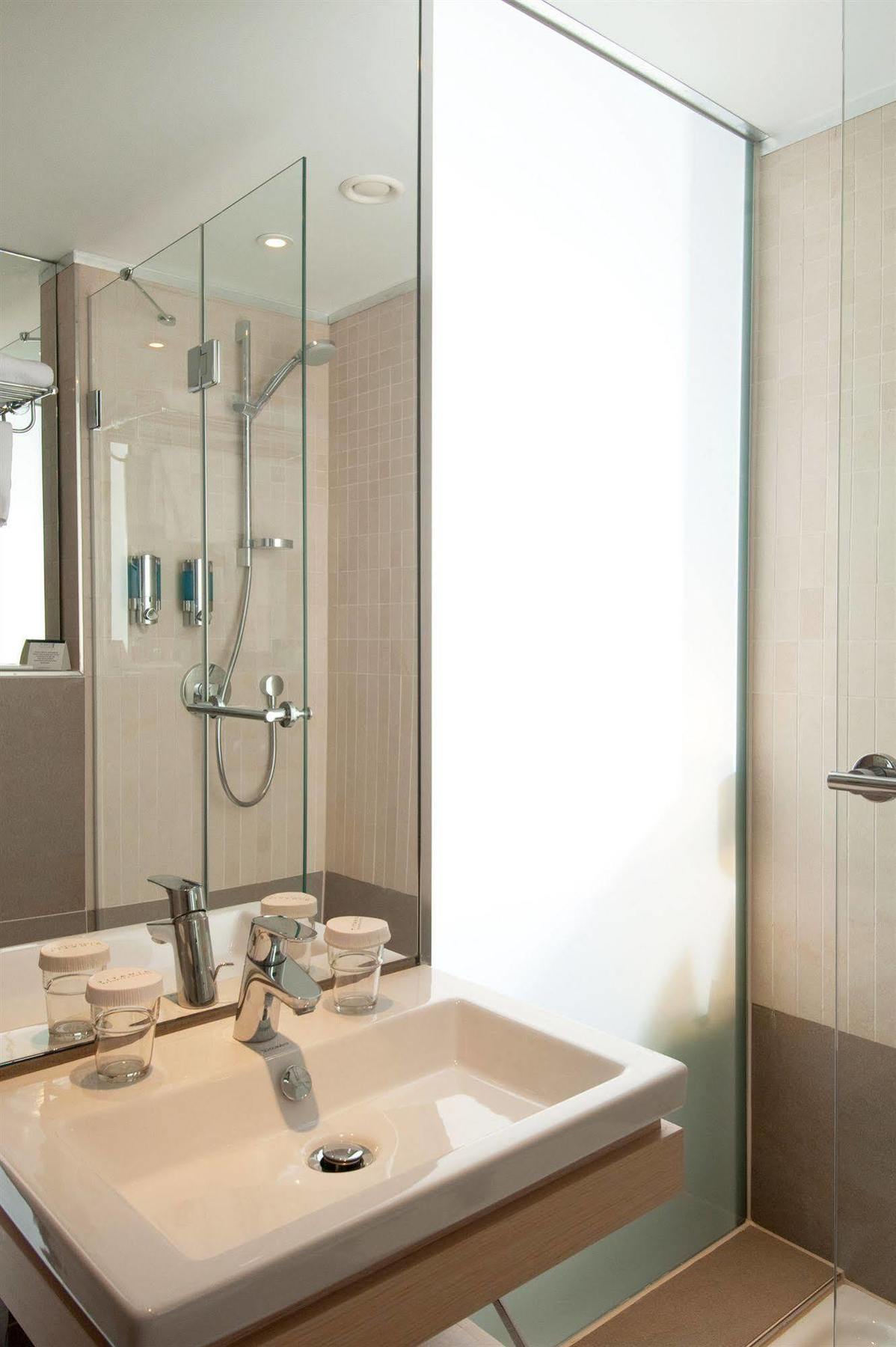 Hotel Titanic Comfort Mitte 3*
