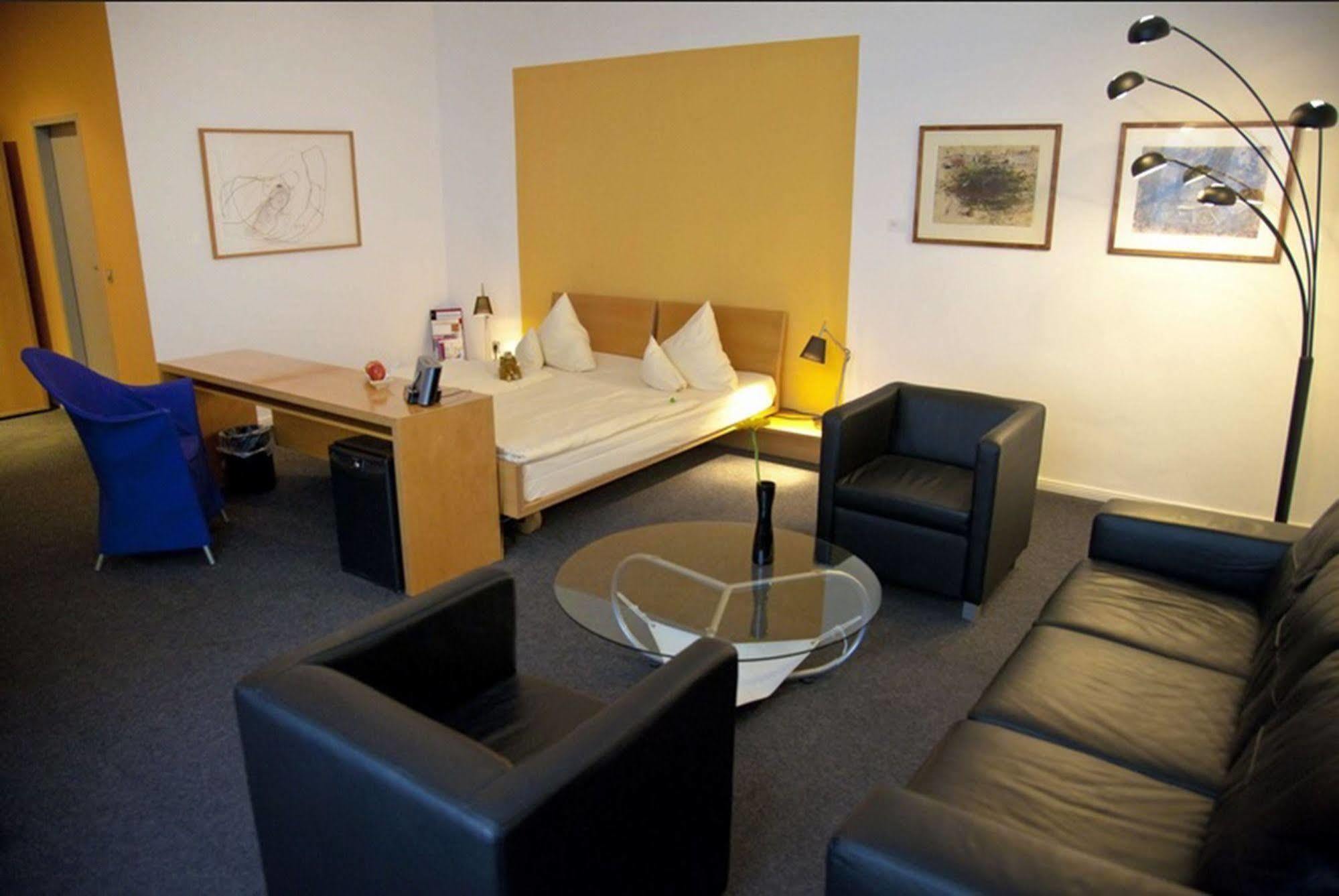 Riehmers Hofgarten Hotel 4*
