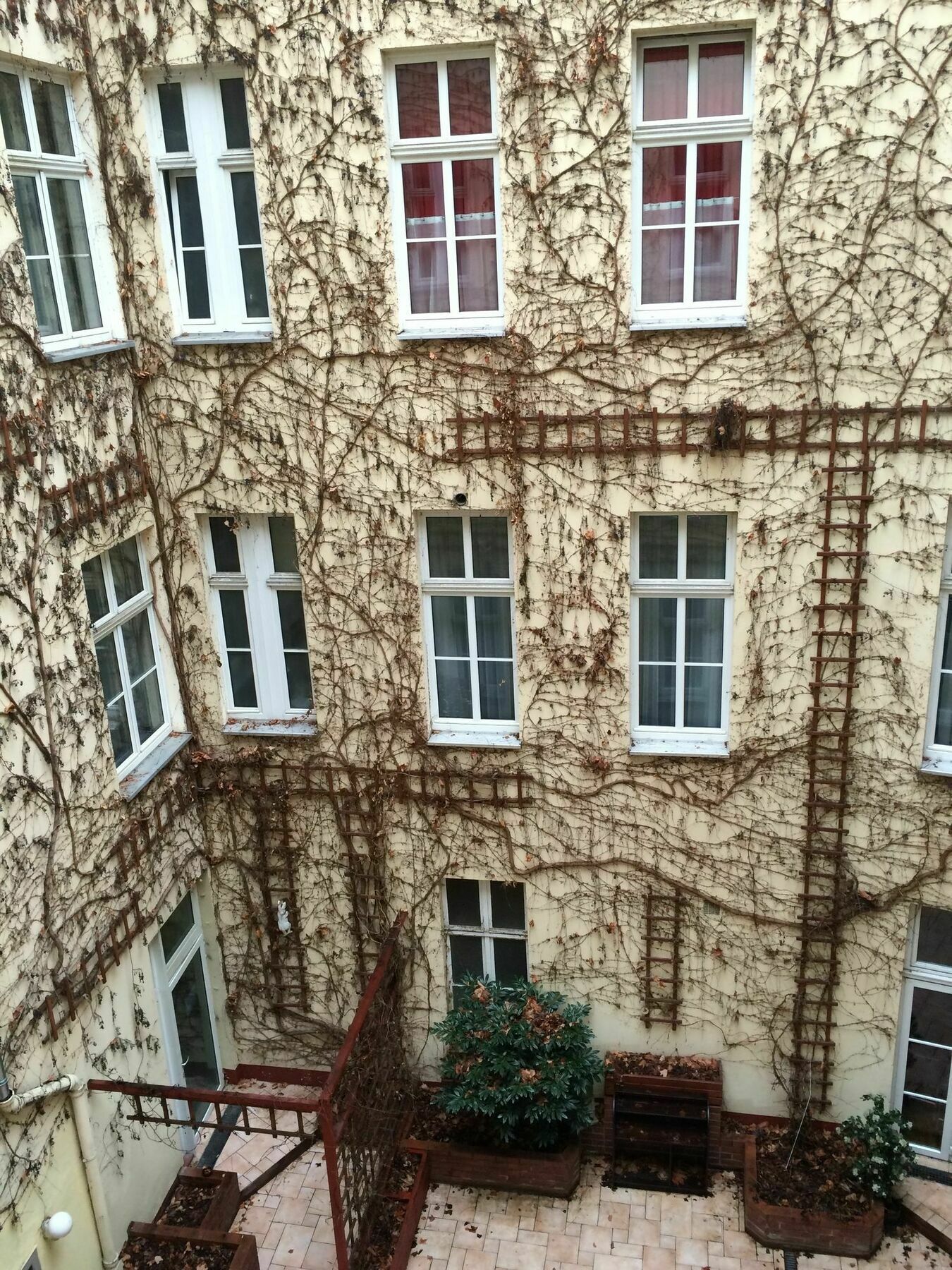 Hotel Art Charlottenburger Hof 3*