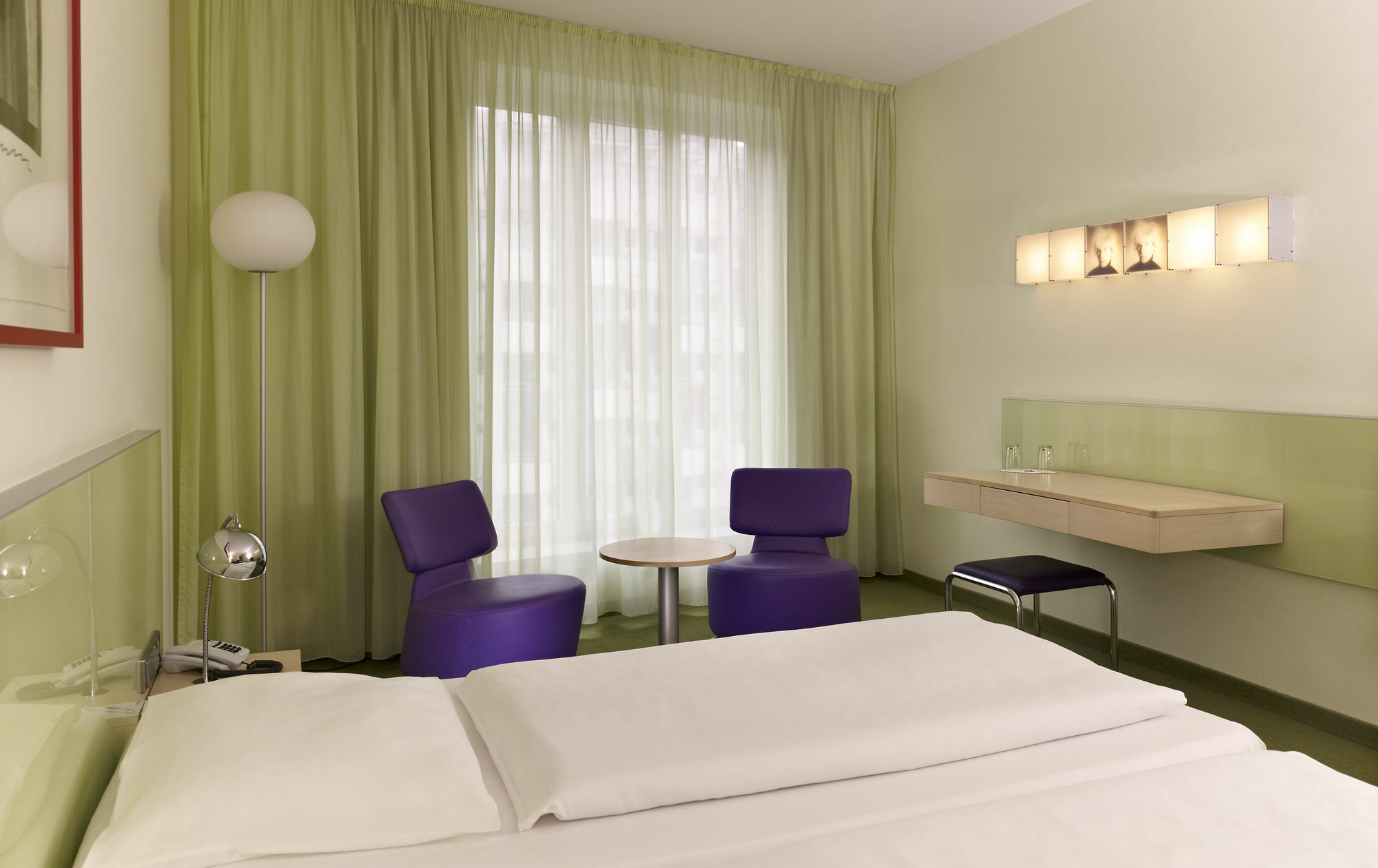 Hotel Park Plaza 4*