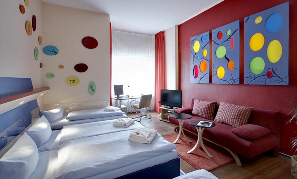 Art Charlottenburger Hof 3*
