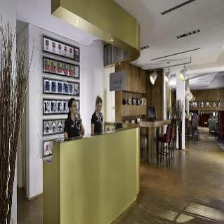 Park Plaza