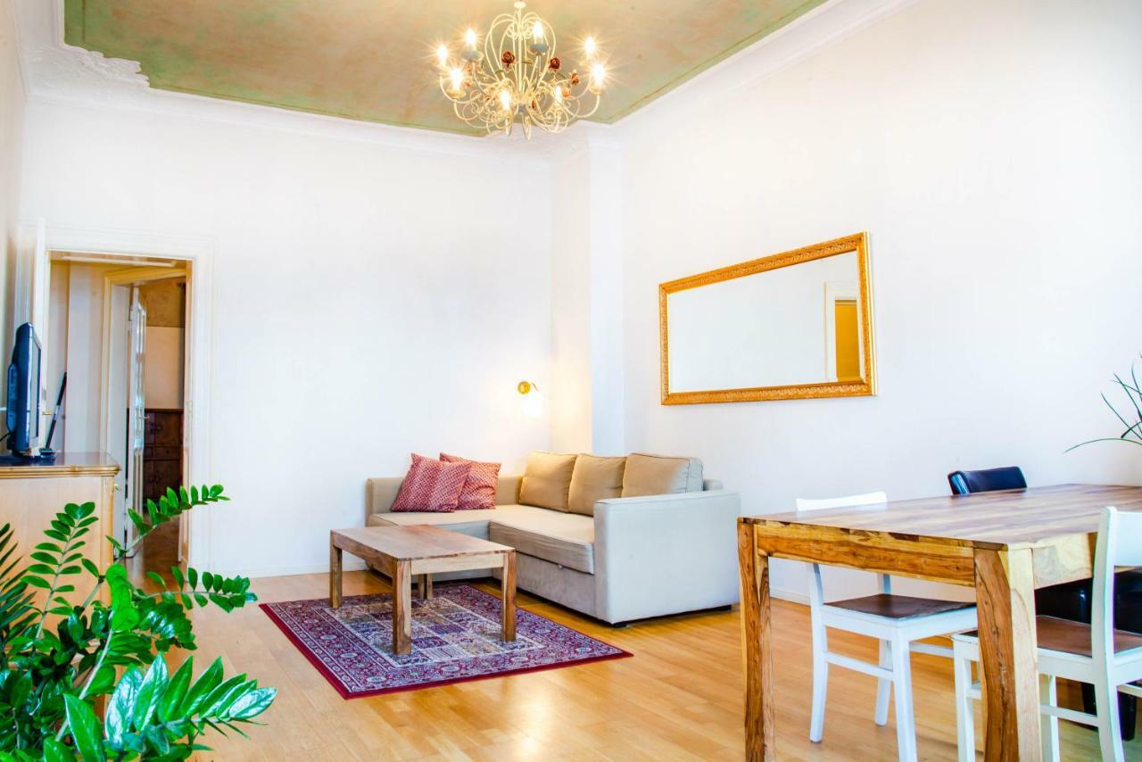 Winsstr. 68 Apartment