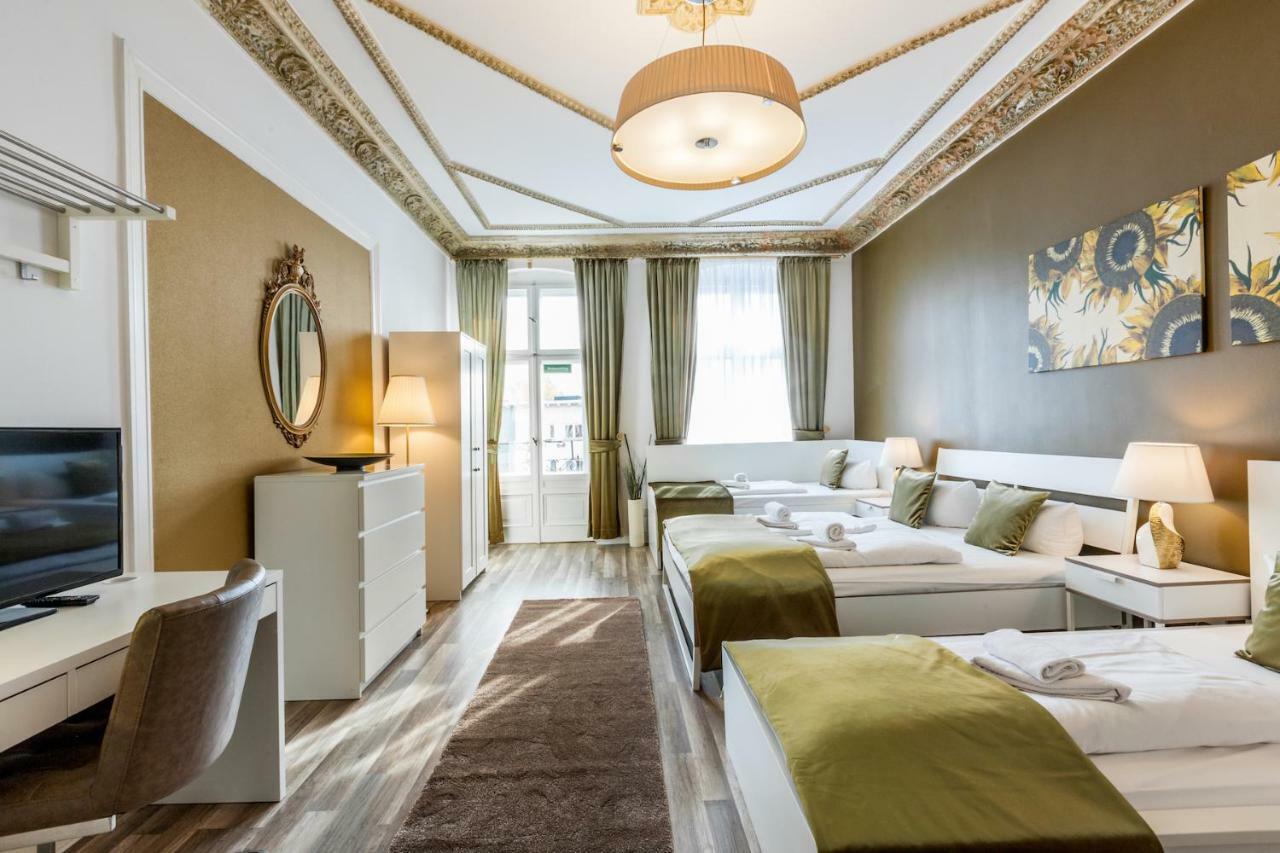 Dilo - Large For Groups & Families 160 Sqm Apartment
