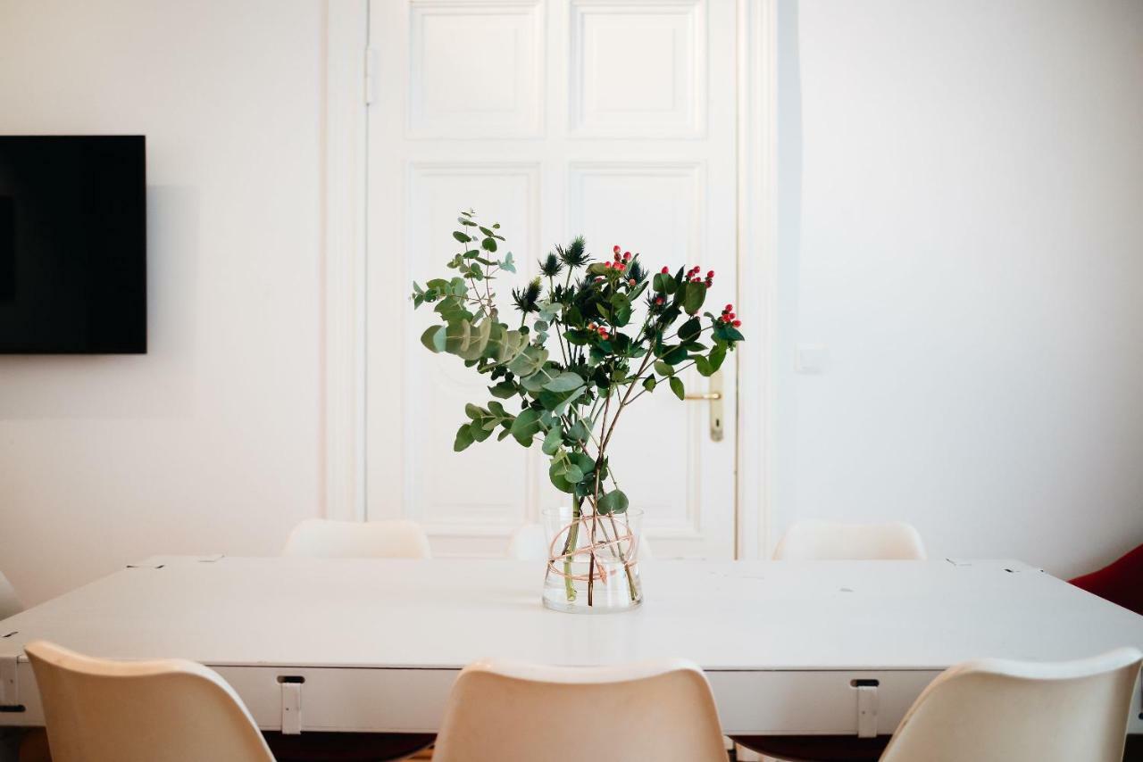 Luxury 2 Bedroom Apartment In The Heart Of Mitte, Berlin Apartment