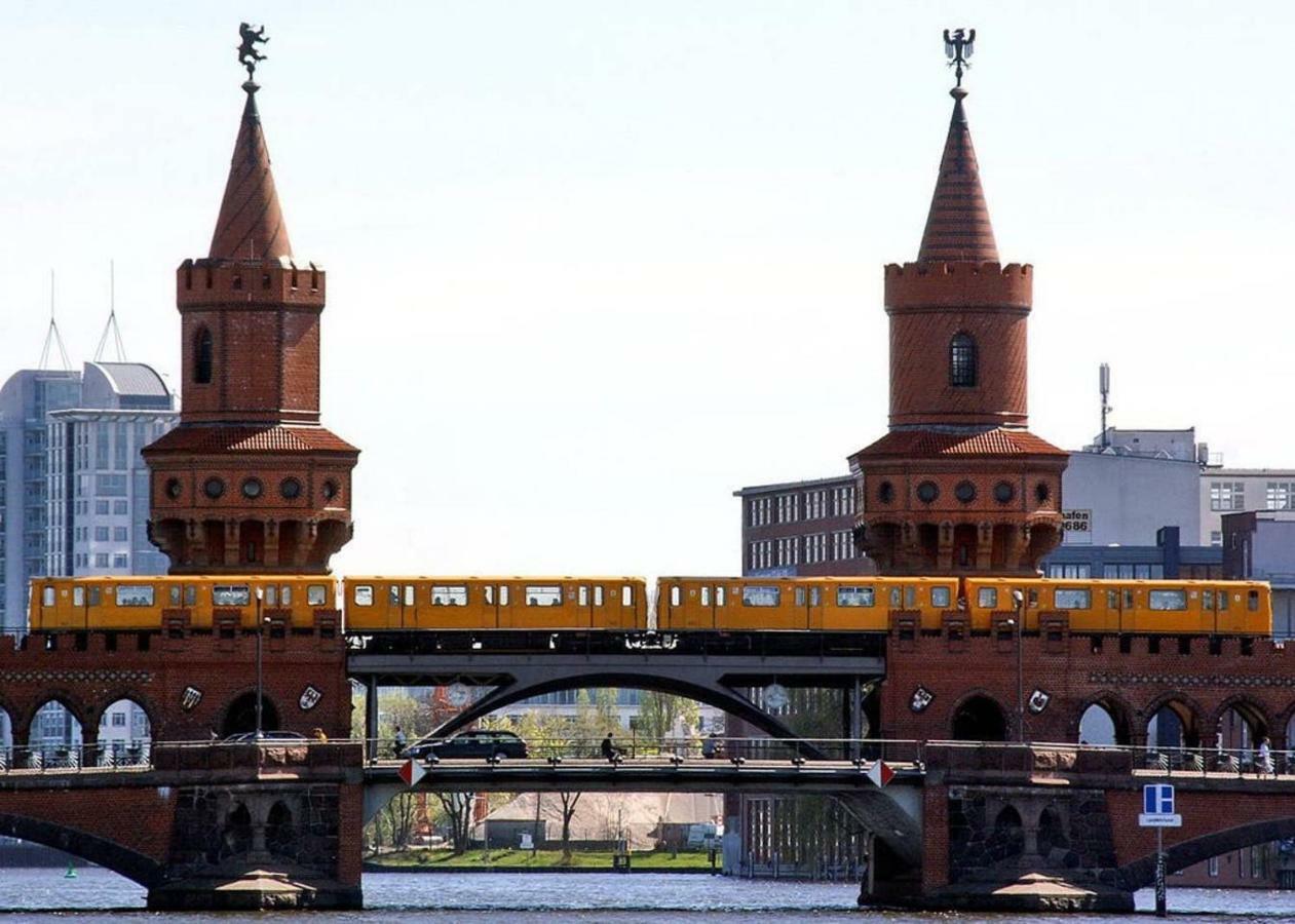 Privatunterkunft ++ Hip, Chill Berghain With Breakfast ++ Berlin