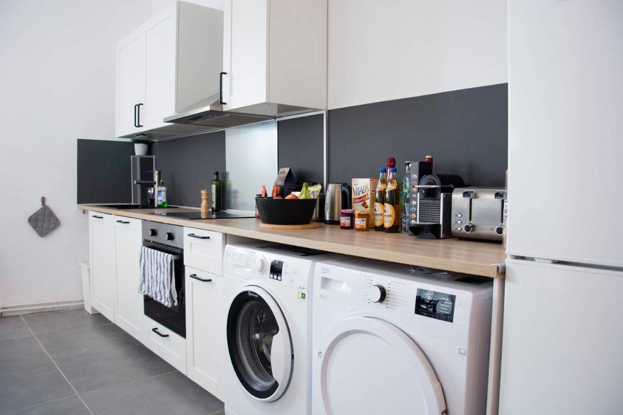 With 3 Bedroom +1.5 Bthrm +a/c In Prenzlauer Berg Berlin