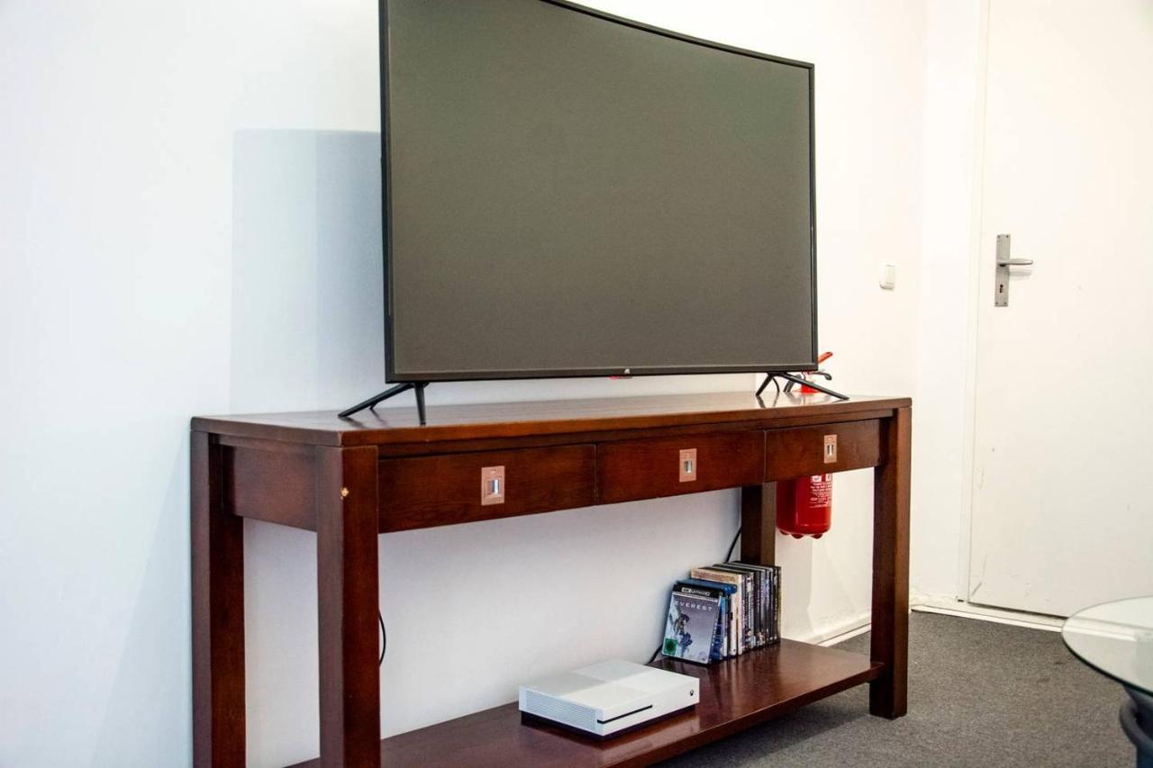 With 3 Bedroom +1.5 Bthrm +a/c In Prenzlauer Berg Holiday home
