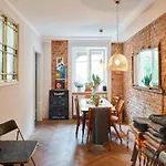 Beautiful And Cozy Remise For Up To 6 Guests