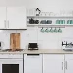 City Apartment Near Shooping Center, 6 Guests