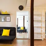 Spacious&Stylish Loft Bed Apartment +S-Bahn Access