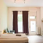 Moabit Family Apartment