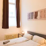 Moabit Family Apartment