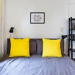 Shabby Chic Apartment +Freshly Furnished&Renovated