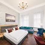 Amc Hotel - Schoeneberg