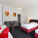 Aparthotel Vega